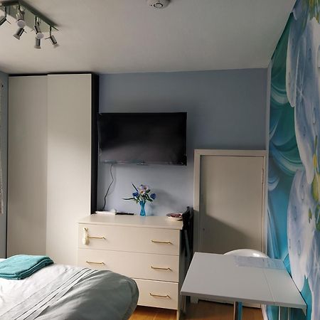 Self Catering Studio Flat Lejlighed Edinburgh Eksteriør billede