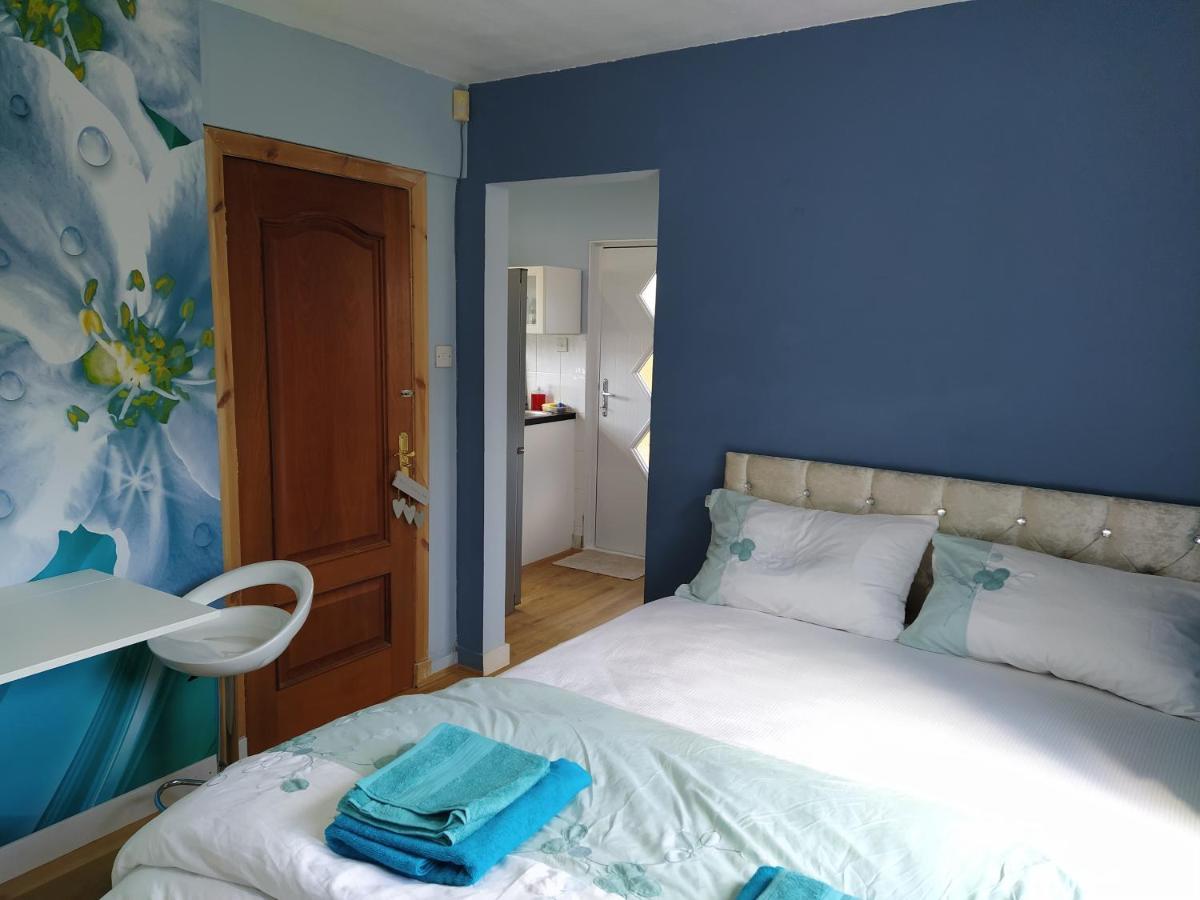 Self Catering Studio Flat Lejlighed Edinburgh Eksteriør billede