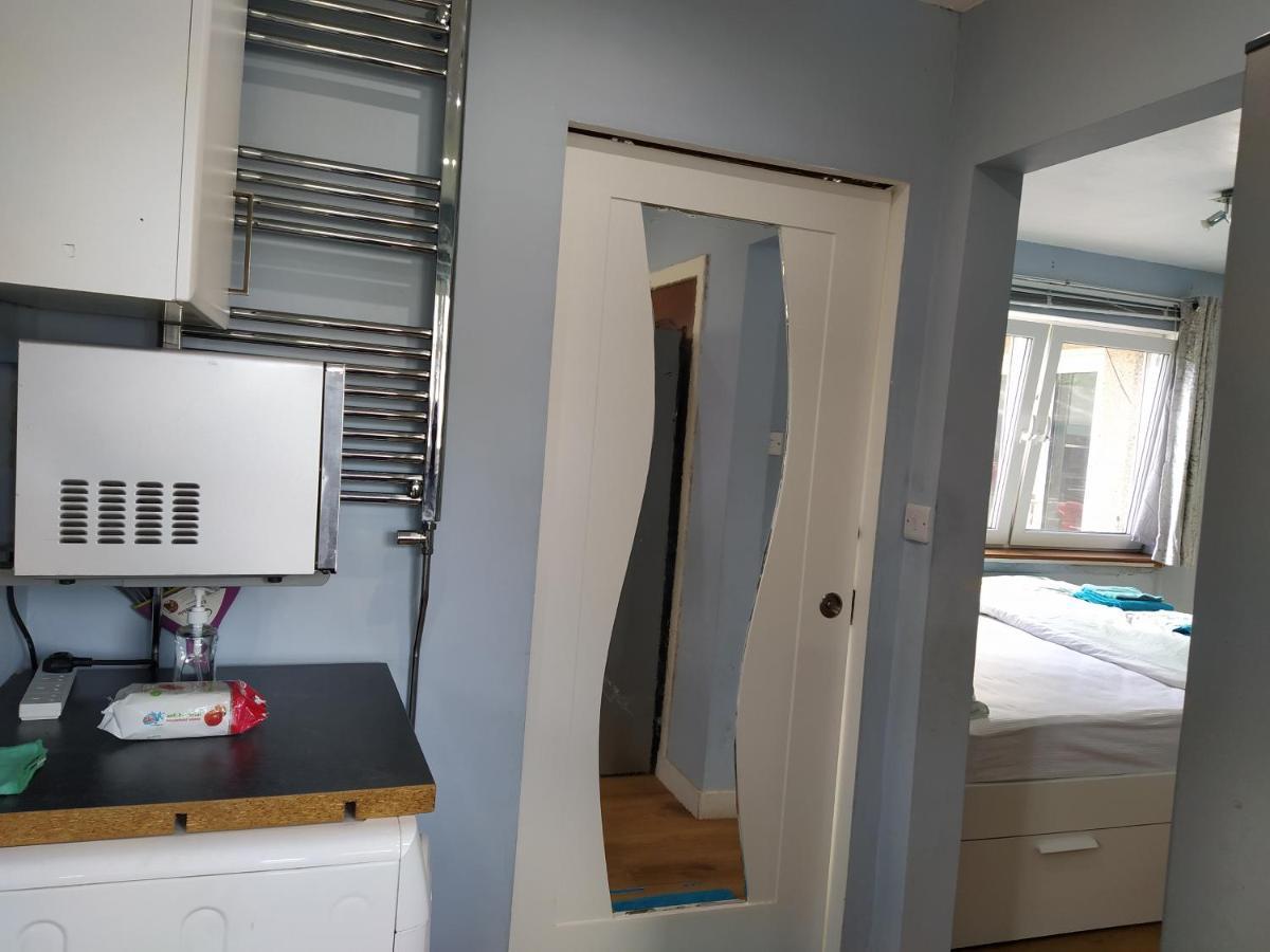 Self Catering Studio Flat Lejlighed Edinburgh Eksteriør billede